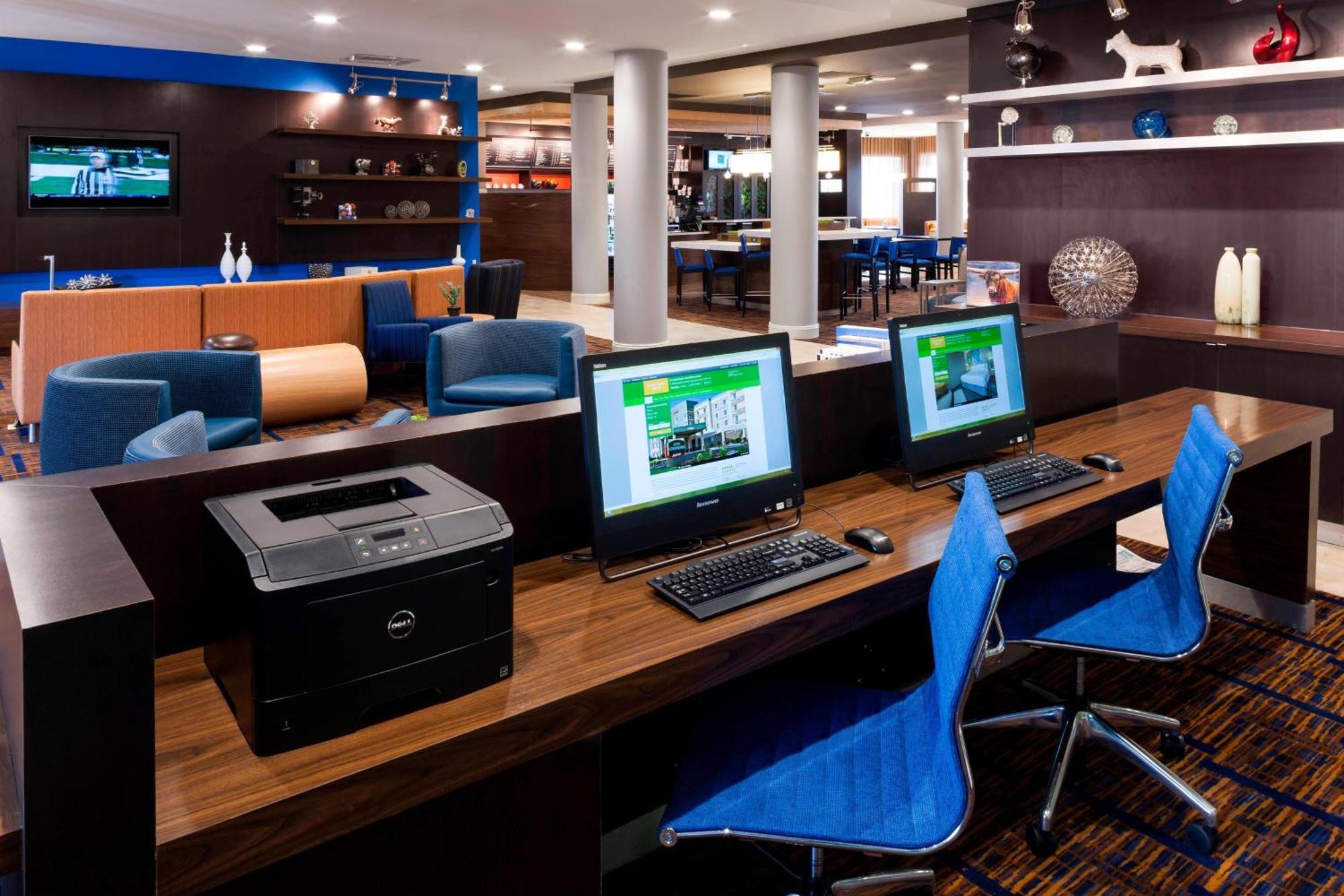 Готель Courtyard By Marriott Houston North/Shenandoah Зе-Вудлендс Екстер'єр фото