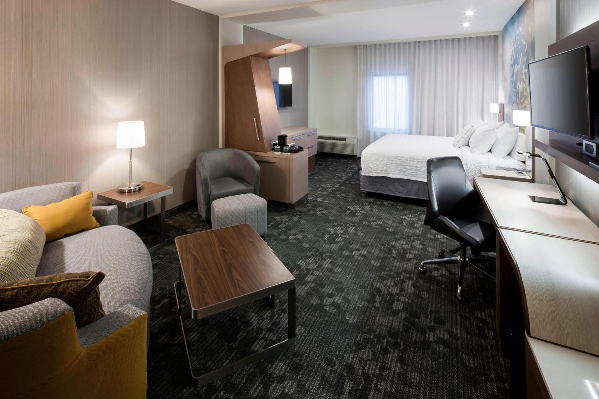 Готель Courtyard By Marriott Houston North/Shenandoah Зе-Вудлендс Екстер'єр фото